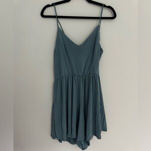Newbury Kustom | Woman’s Sz L | Teal Spaghetti Strap Backless Romper 💖